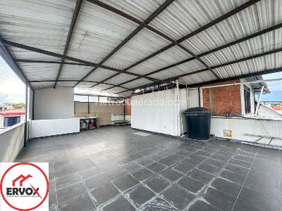 Casa de 5 alcobas en venta en Praderas De Santa Rita, Ibagué, 240 m² · foto 15 de 16