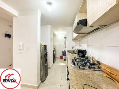 Apartamento de 3 alcobas en venta en Conjunto Bosque San Angel, Ibagué, 82 m² · foto 7 de 16