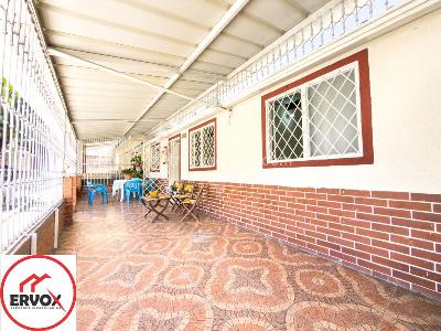 Casa de 4 alcobas en venta en Jordán 8 Etapa, Ibagué, 70 m² · foto 2 de 14