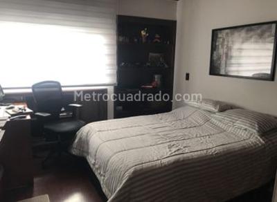 Casa de 4 alcobas en venta en Cedritos, Bogotá, 228 m² · foto 2 de 20