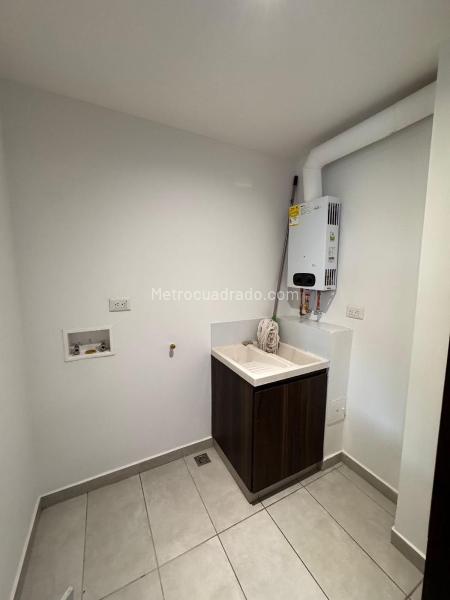 Piso – Bogotá D.C. - Más