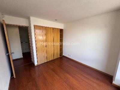 Apartamento en venta en Santa Barbara Occidental, Bogotá · foto 7 de 20