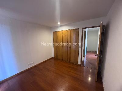 Apartamento en venta en Santa Barbara Occidental, Bogotá · foto 14 de 20