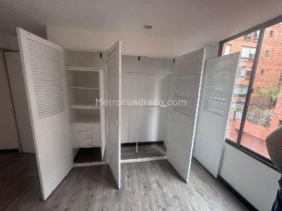 Apartaestudio en venta en Los Rosales, Bogotá, 43 m² · foto 7 de 20