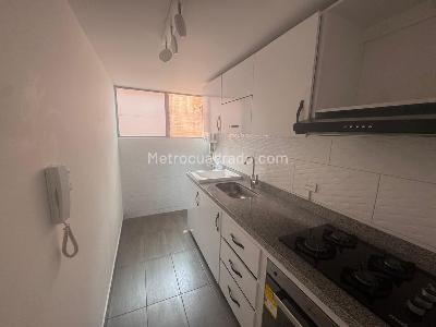 Apartaestudio en venta en Los Rosales, Bogotá, 43 m² · foto 8 de 20