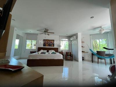 Casa de 3 alcobas en venta en Santa Marta Pozos Colorados, Santa Marta, 399 m² · foto 8 de 13