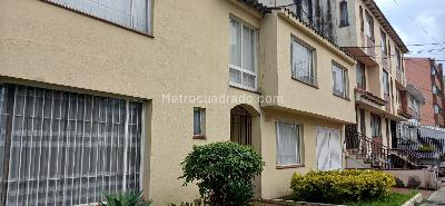Casa de 4 alcobas en venta en Santa Barbara Central Santa Barbara, Bogotá, 237 m² · foto 4 de 6