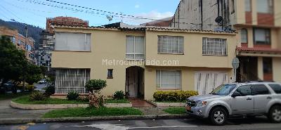 Casa de 4 alcobas en venta en Santa Barbara Central Santa Barbara, Bogotá, 237 m² · foto 6 de 6