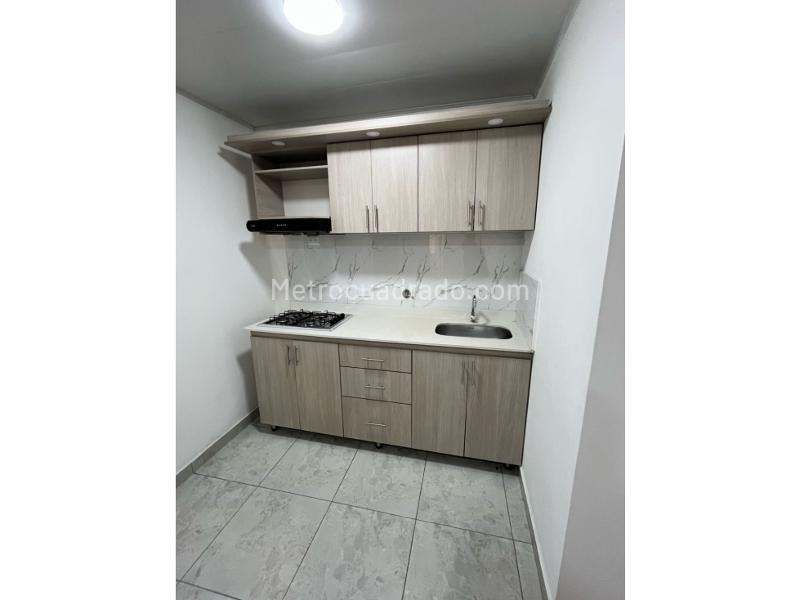 Hermoso Apartamento de 3 Alcobas en Calasanz - 4