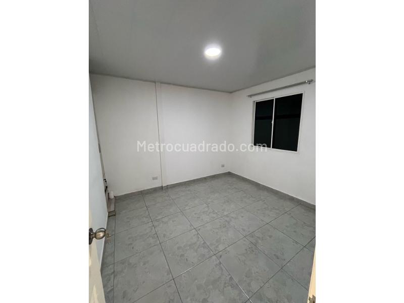 Hermoso Apartamento de 3 Alcobas en Calasanz - 7