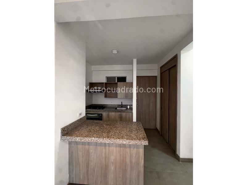 Apartamento de 3 Alcobas en Calasanz (69 m²) para Alquiler - 7