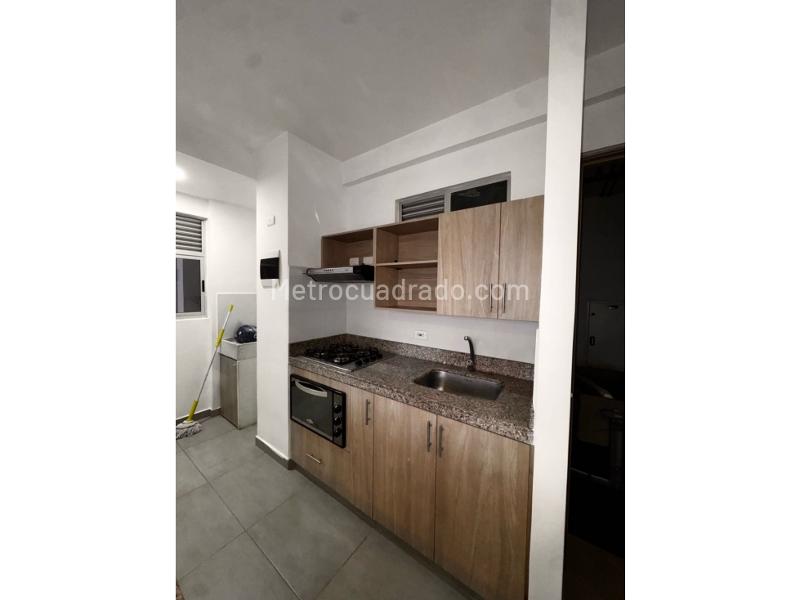 Apartamento de 3 Alcobas en Calasanz (69 m²) para Alquiler - 8