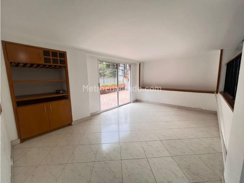 Comfortable 3BR House in El Poblado - 3