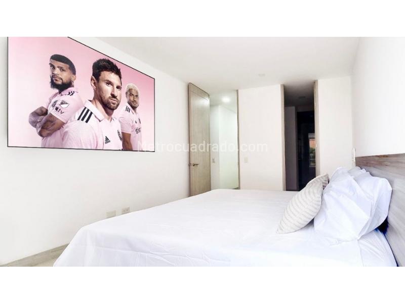 Apartamento Arquitectónico de 3 Alcobas en El Poblado - 6