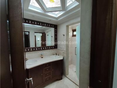 Casa en arriendo en Poblado, Medellín · foto 9 de 20