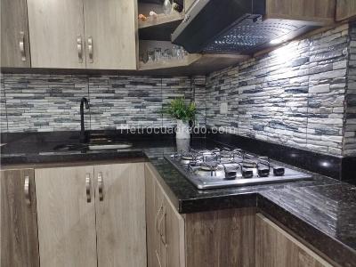 Casa de 5 alcobas en arriendo en Alto Palmas, Envigado, 380 m² · foto 8 de 17