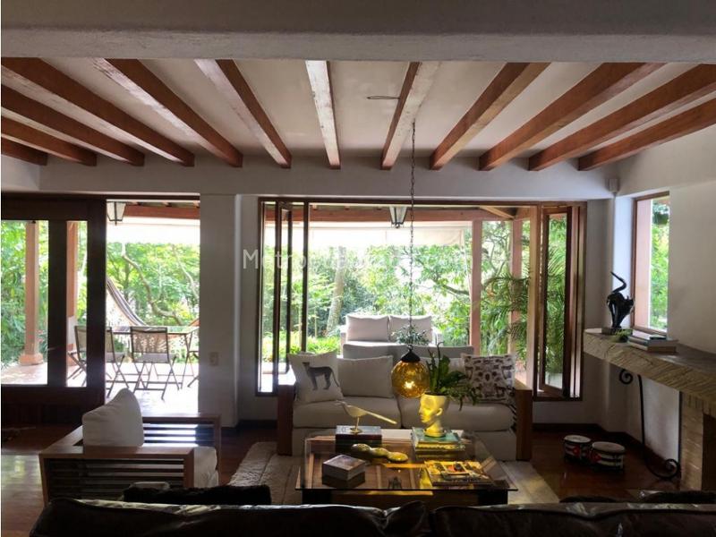 Casa Encantadora de 2 Alcobas en Arriendo en Envigado - 8