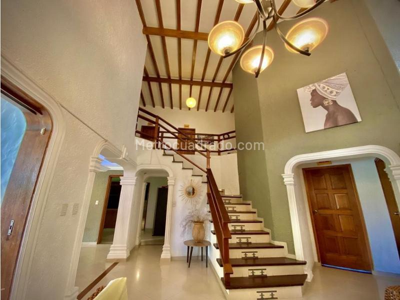 Villa de Lujo para Grupos Grandes en El Poblado - 9