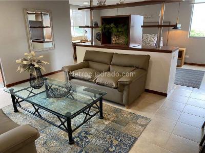Apartamento de 1 alcoba en arriendo en El Poblado, Medellín, 60 m² · foto 2 de 11