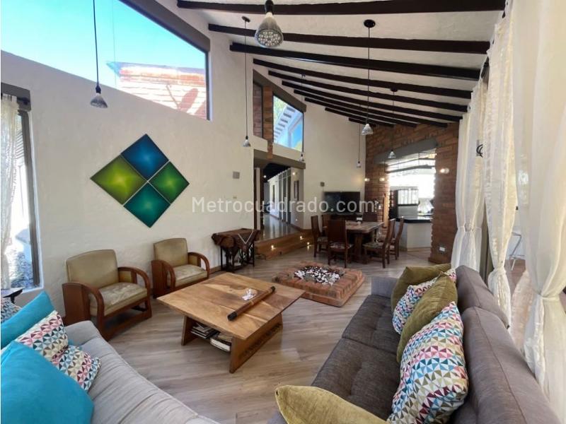 3BR House in Alto Palmas (300 m²)