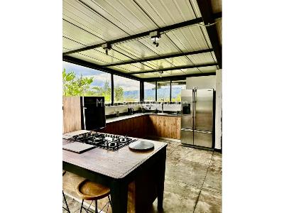 Casa de 3 alcobas en arriendo en Vereda Barro Blanco, Rionegro, 250 m² · foto 6 de 20