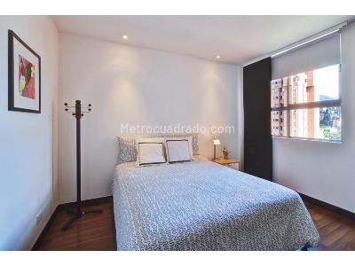 Apartamento de 2 alcobas en arriendo en Lalinde, Medellín, 120 m² · foto 16 de 20