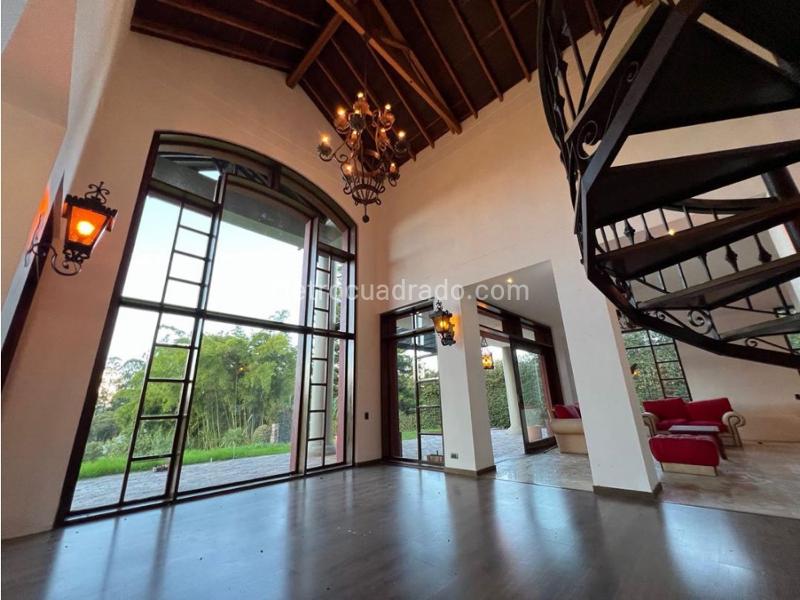 5BR House in Llanogrande (6000 m²) - 4