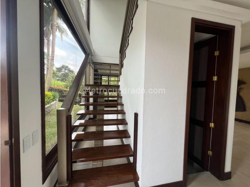 5BR House in Llanogrande (580 m²) - 4