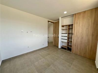 Casa de 4 alcobas en venta en Barro Blanco, Rionegro, 248 m² · foto 9 de 17