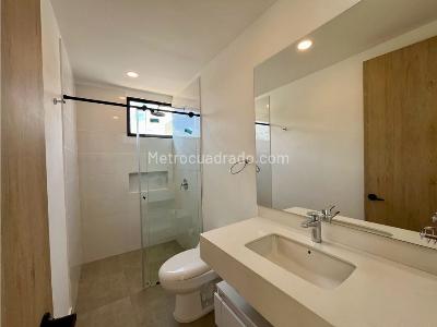 Casa de 4 alcobas en venta en Barro Blanco, Rionegro, 248 m² · foto 10 de 17