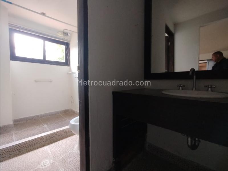 4BR House in La Fe (3000 m²) - 4
