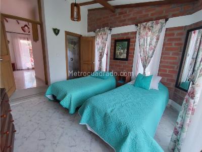 Casa de 4 alcobas en arriendo en Autopista Med Bog, Rionegro · foto 11 de 20