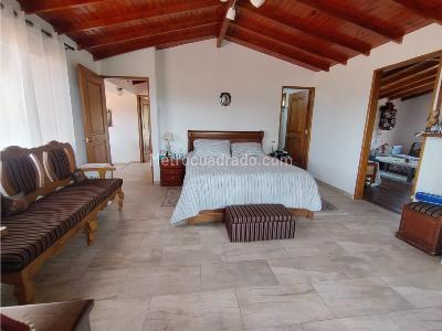 Casa de 4 alcobas en arriendo en Autopista Med Bog, Rionegro · foto 19 de 20
