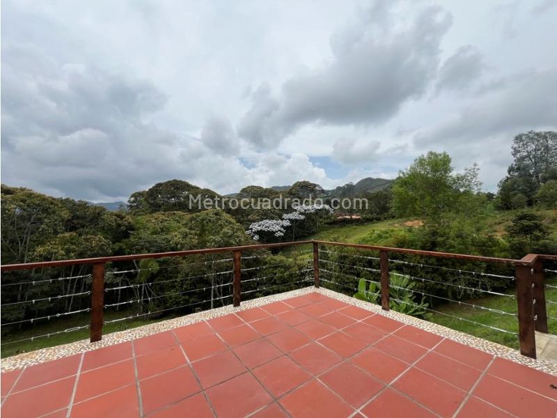 4BR House in Cabeceras (264 m²)