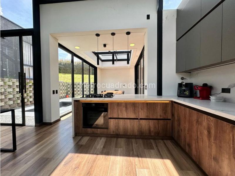 Casa Cómoda de 3 Alcobas en Alto de Las Palmas - 4