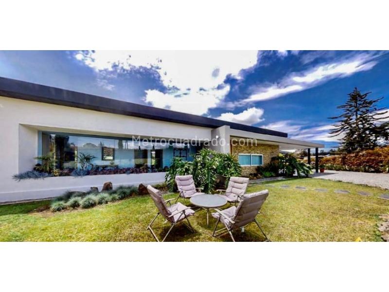 Casa de Lujo de 3 Alcobas en Alto de Las Palmas - 3