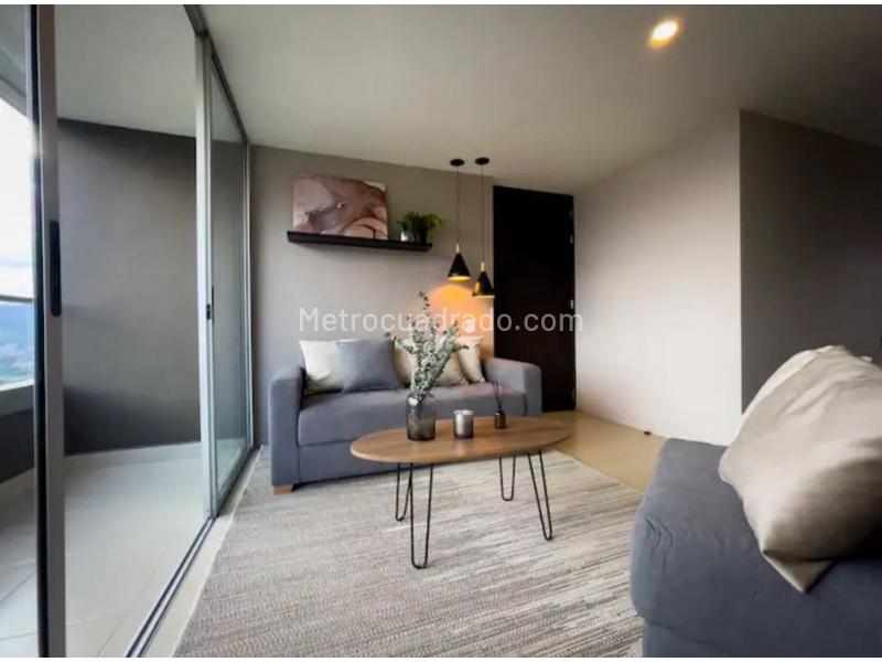 Apartamento de 2 Alcobas en Las Palmas con 3 Baños, Garaje, Piscina y Gimnasio