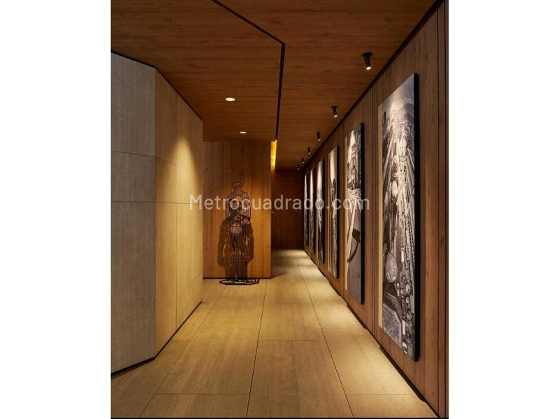 Casa amplia de 4 Alcobas con piscina en Laureles - 4