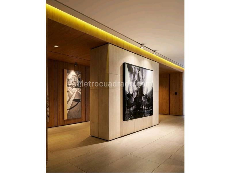 Casa amplia de 4 Alcobas con piscina en Laureles - 7