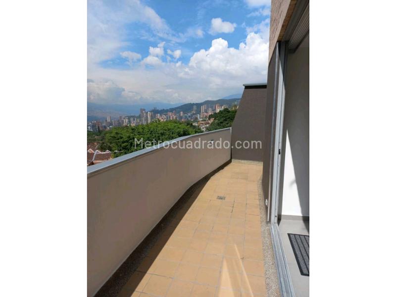 Luxury 1BR Apartment in El Poblado - 4