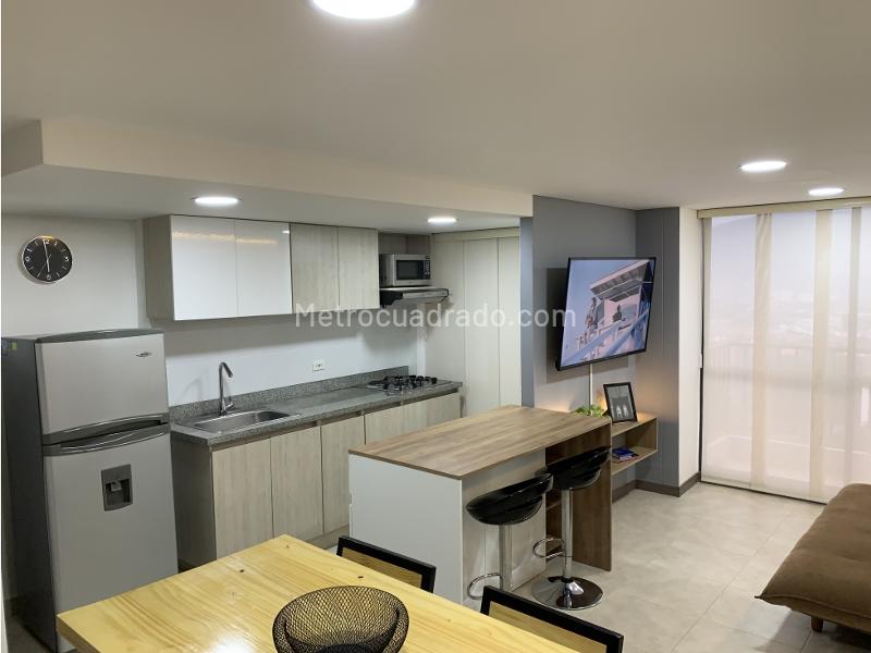 Apartamento Moderno de 3 Alcobas en Belén con Excelente Vista - 4