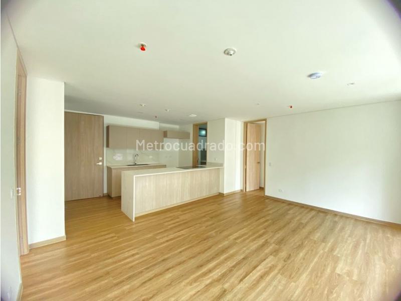 2BR Apartment in Sajonia (95 m²)