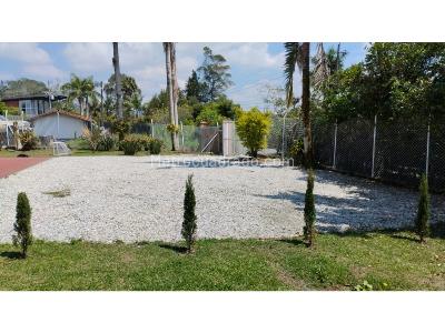 Casa de 5 alcobas en arriendo en El Tablazo, Rionegro, 1650 m² · foto 4 de 20