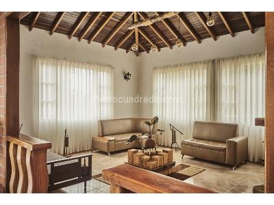 Casa de 5 alcobas en arriendo en El Tablazo, Rionegro, 1650 m² · foto 6 de 20