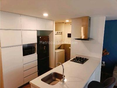 Apartamento de 1 alcoba en arriendo en El Poblado, Medellín, 75 m² · foto 4 de 12