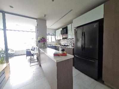 Apartamento en venta en El Esmeraldal, Envigado · foto 6 de 19