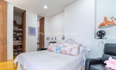 Apartamento de 5 alcobas en venta en Loma De Las Brujas, Envigado, 375 m² · foto 3 de 11