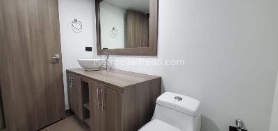 Apartamento de 5 alcobas en venta en La Aguacatala, Medellín, 167 m² · foto 4 de 20