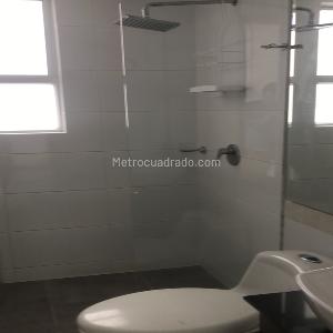 Apartamento de 3 alcobas en venta en Valle Del Lili, Cali, 87 m² · foto 3 de 15