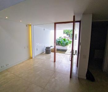 Casa de 4 alcobas en venta en Normandia, Cali, 402 m² · foto 3 de 20